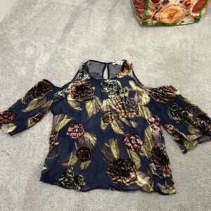Floral Print Cold Shoulder Blouse